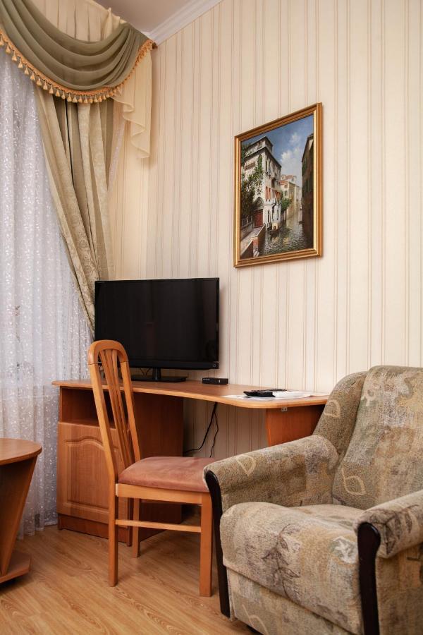 Hotel Piligrim 1 Mykolaiv Exterior foto