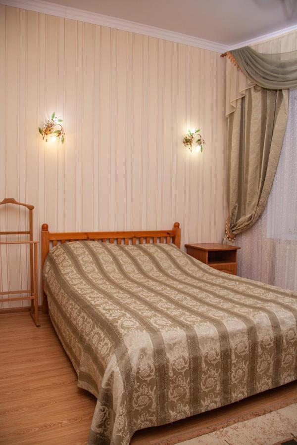 Hotel Piligrim 1 Mykolaiv Exterior foto
