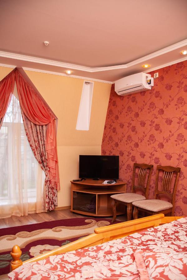Hotel Piligrim 1 Mykolaiv Exterior foto