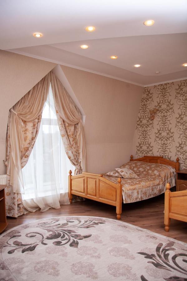 Hotel Piligrim 1 Mykolaiv Exterior foto