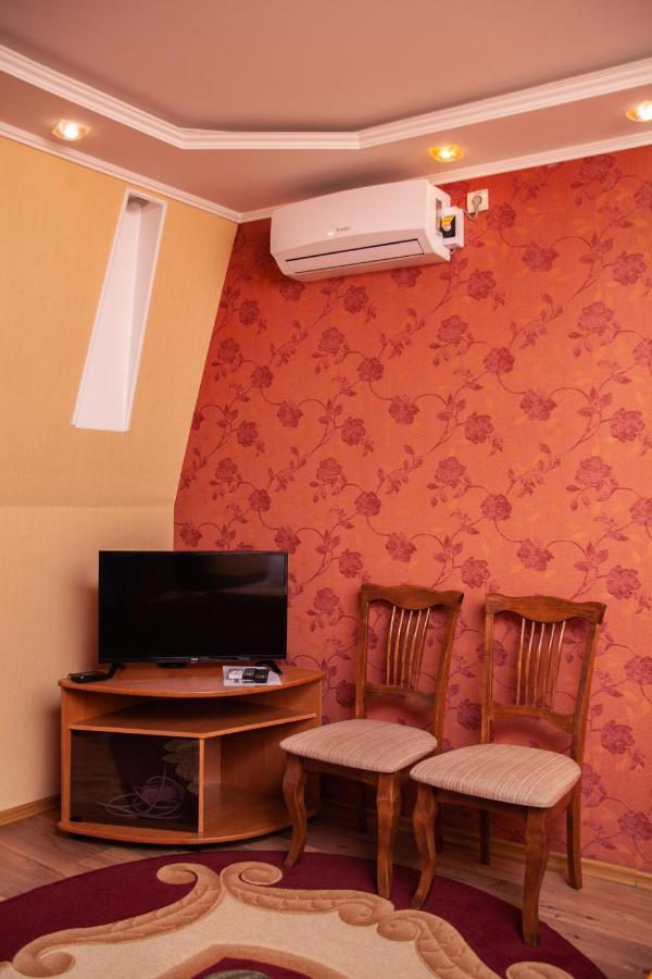 Hotel Piligrim 1 Mykolaiv Exterior foto