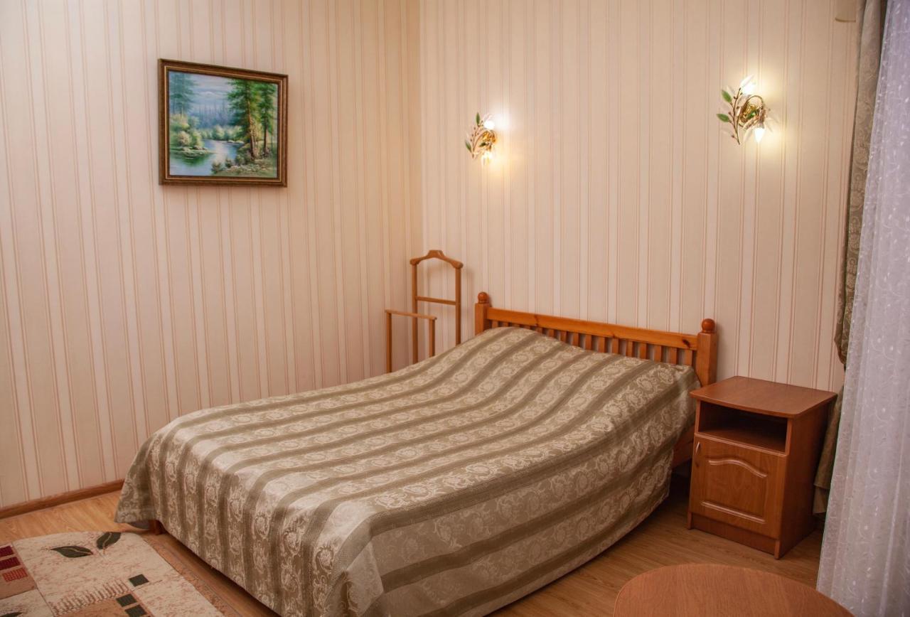 Hotel Piligrim 1 Mykolaiv Exterior foto