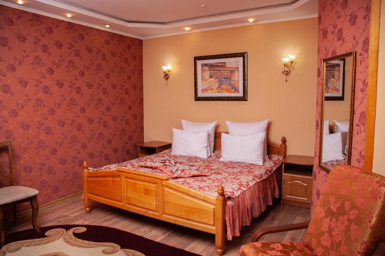 Hotel Piligrim 1 Mykolaiv Exterior foto