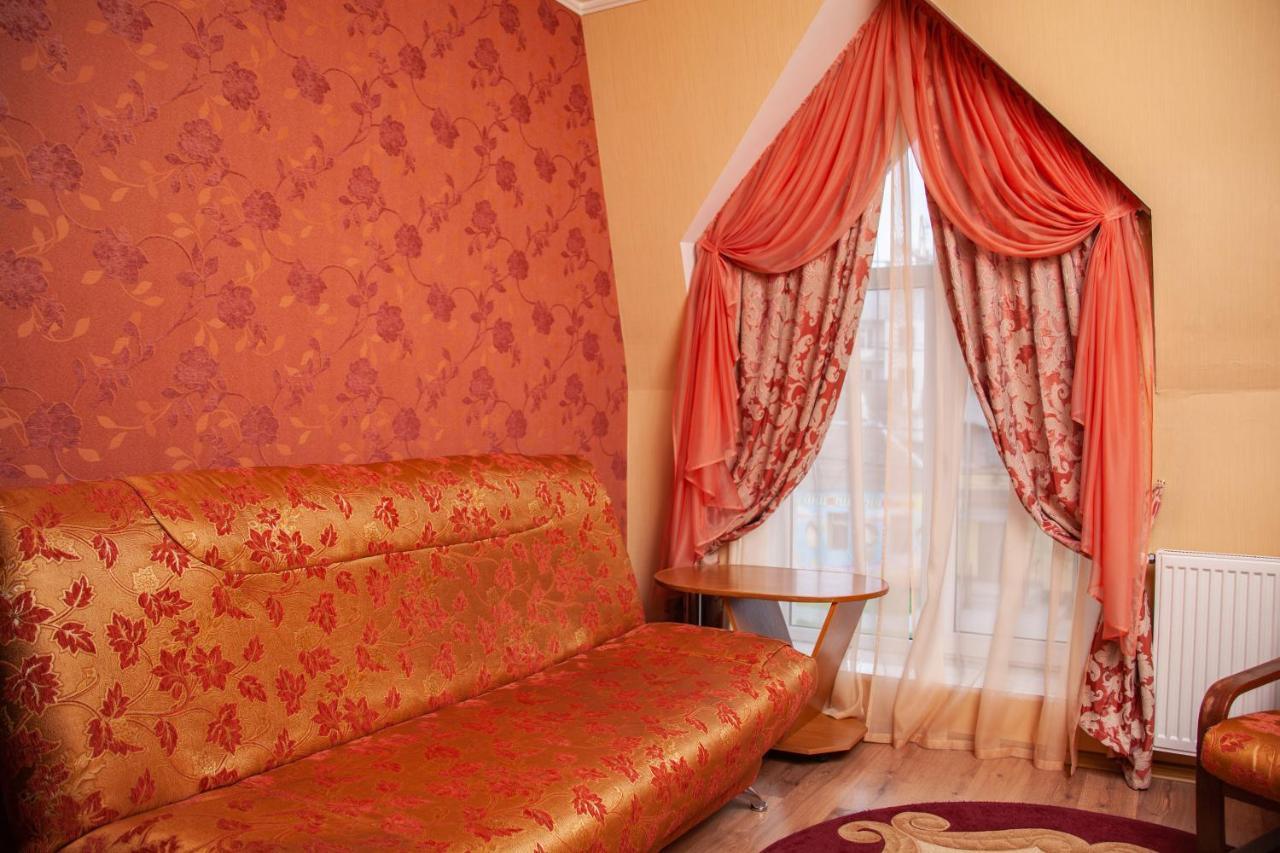 Hotel Piligrim 1 Mykolaiv Exterior foto